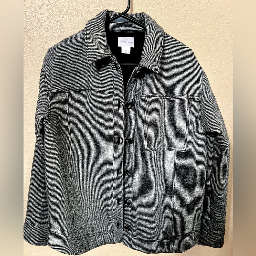Heathered Twill Shirt Jacket. Melrose and Market. Size small. Never worn.